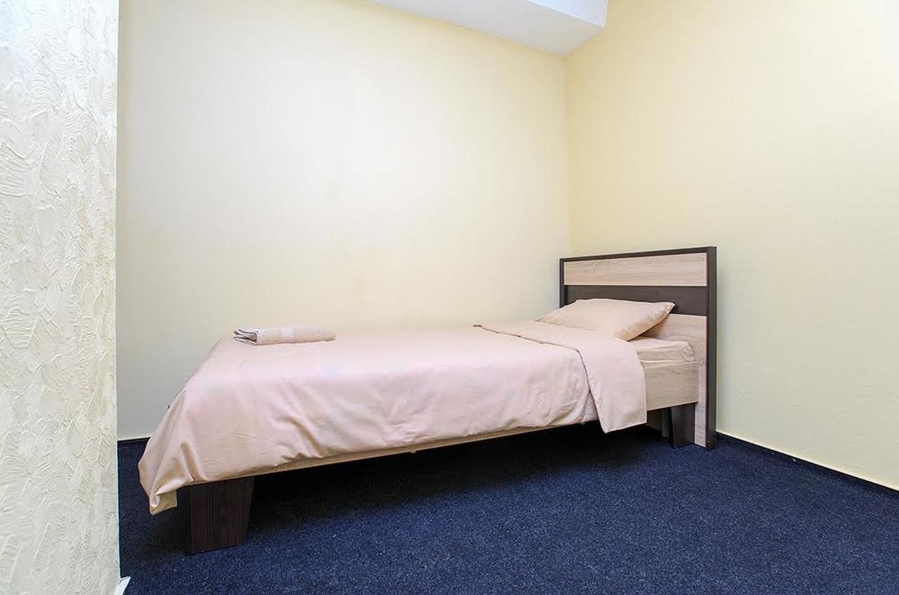 Гостевой дом Guest House near Railway Station Киев-21