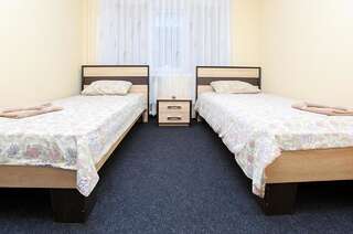 Гостевой дом Guest House near Railway Station Киев Двухместный номер с 2 отдельными кроватями-2